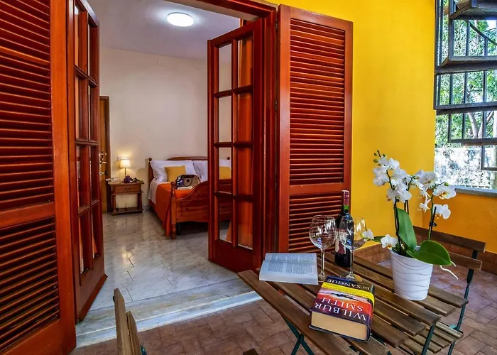 La Natura X6 With Garden And Free Private Parking *